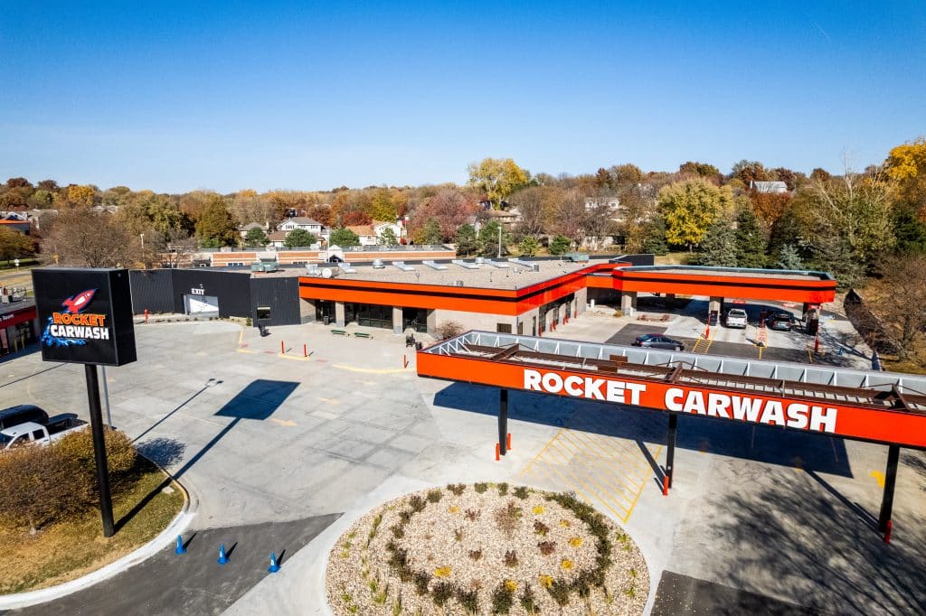 140th & Center Car Wash Rocket Carwash