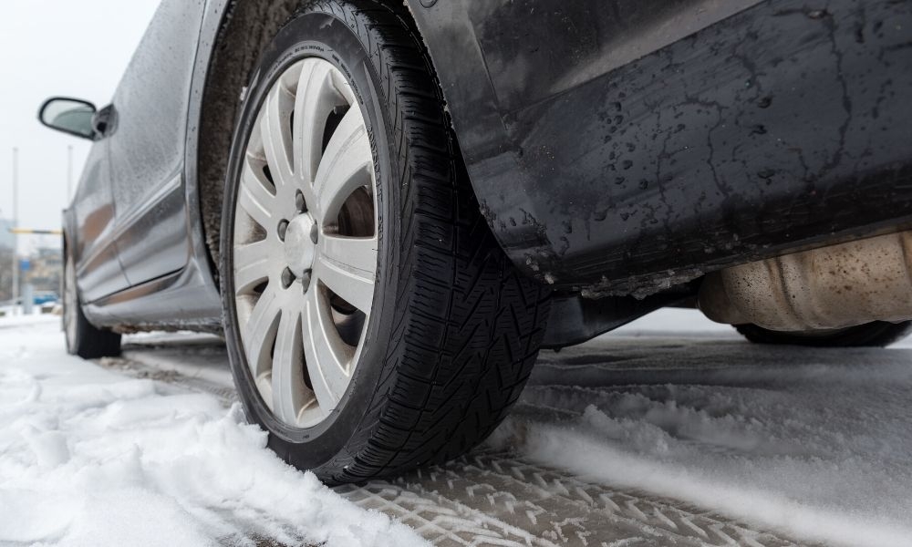 Reasons For Washing Your Car This Spring: Get Rid of Salt 