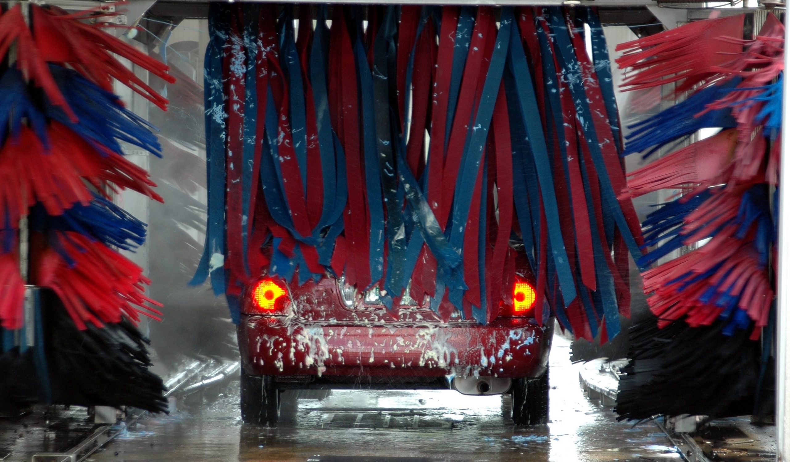 The Ins and Outs Of An Automatic Car Wash
